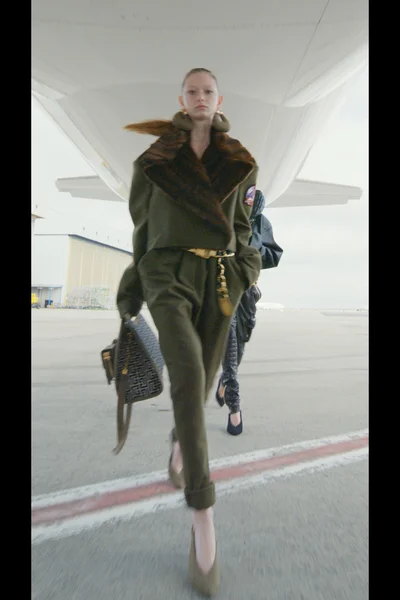 Look 14